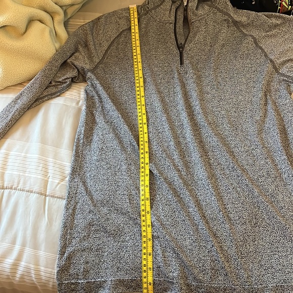 Lululemon Heathered Grey Hooded Pullover Size Medium Metal Vent Tech 1/4 Zip - Picture 11 of 12